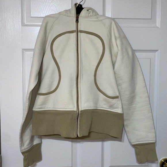 Lululemon Scuba - Picture 1 of 4